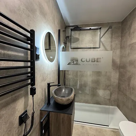 Cube Alpine 3*